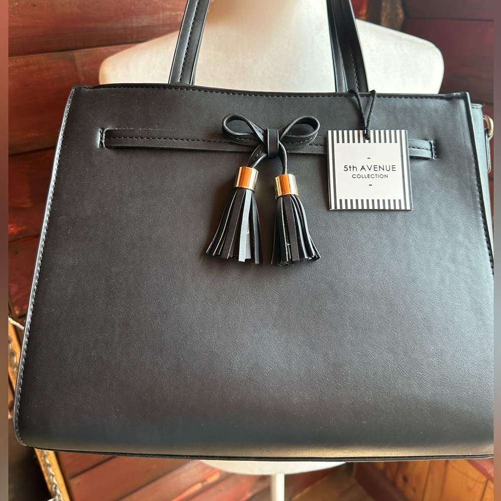 New pocket book black